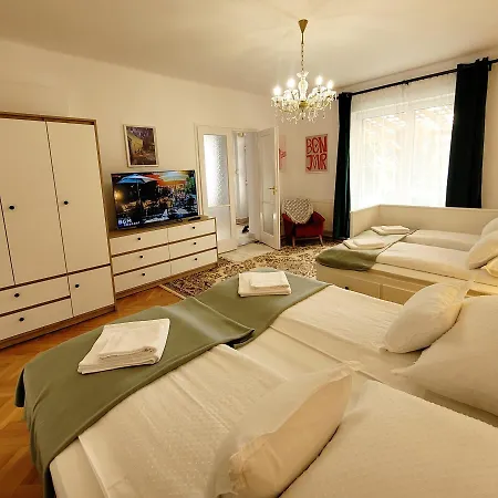 Apartment Bonjour Vendeghaz Nyiregyhaza