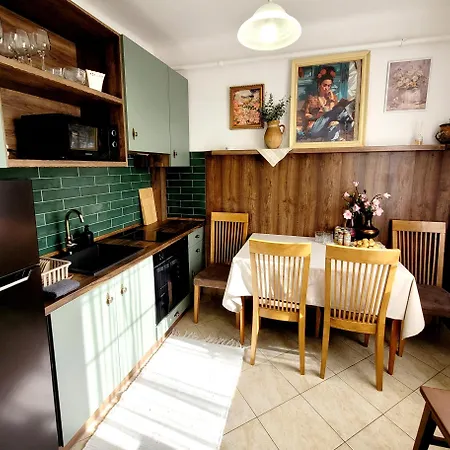 Bonjour Vendeghaz Apartment